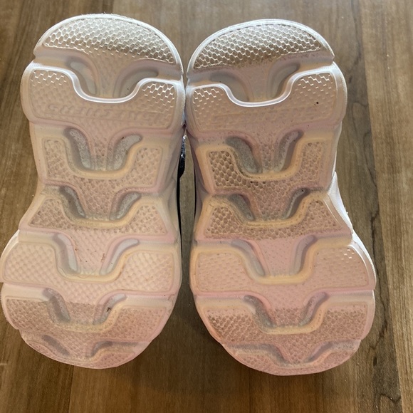 Skechers S-Lights - Picture 2 of 8